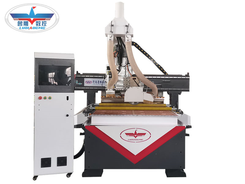 +鋸片 2 800600網(wǎng)站 /upload/2021-08-11/2ef2a7a28255ae15a2b39ce4e34b2342.jpg