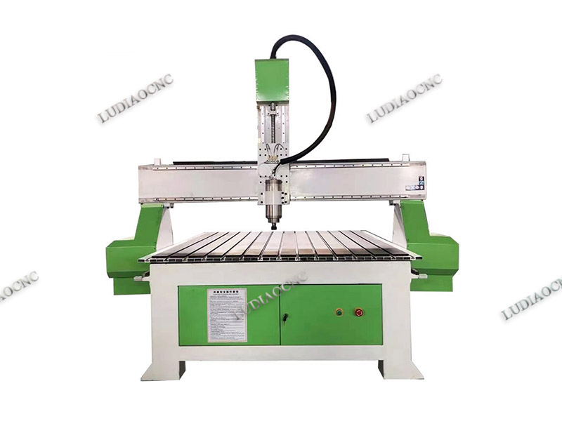 內(nèi)置機箱 3 3 /upload/2022-07-23/2645da9e272cfdd378f1618fc65b3fbf.jpg