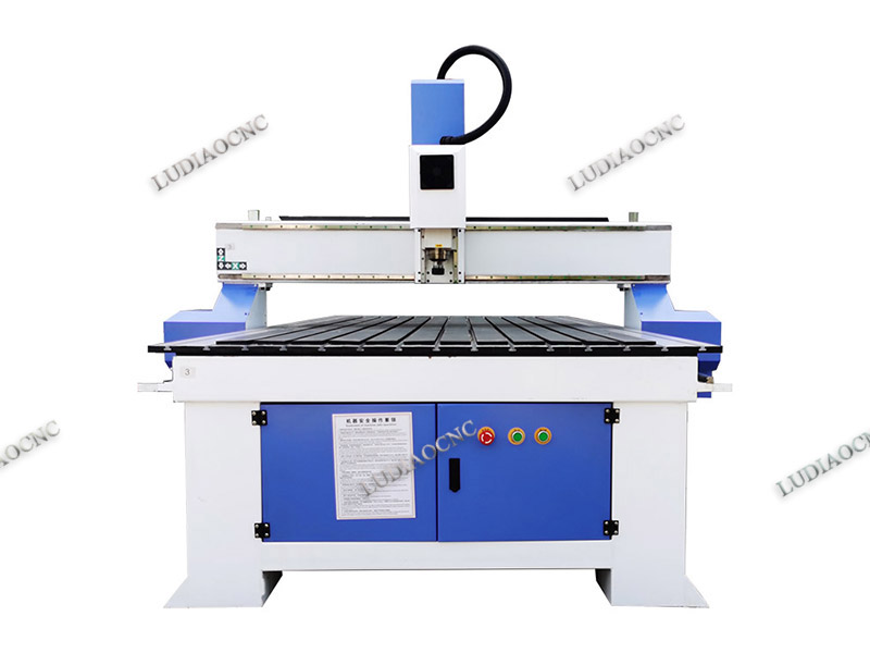 藍(lán)白內(nèi)置1325單頭鋁合金風(fēng)冷01 /upload/2022-07-23/4994ca92eaf837c5a1db6a41b773fdfb.jpg